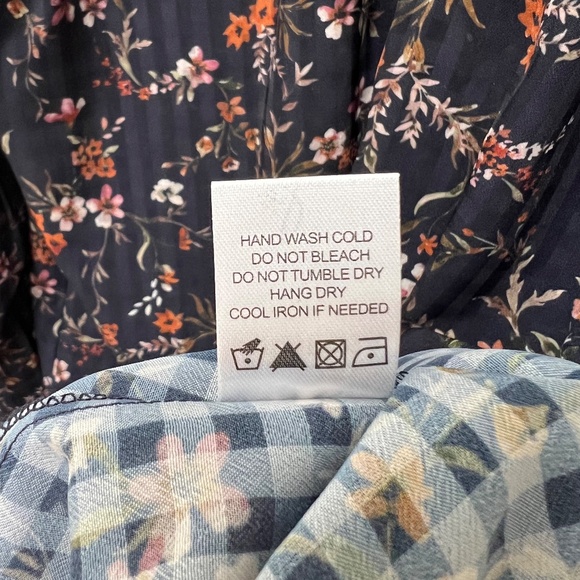 Tularosa Eli Blouse MD - Picture 7 of 8